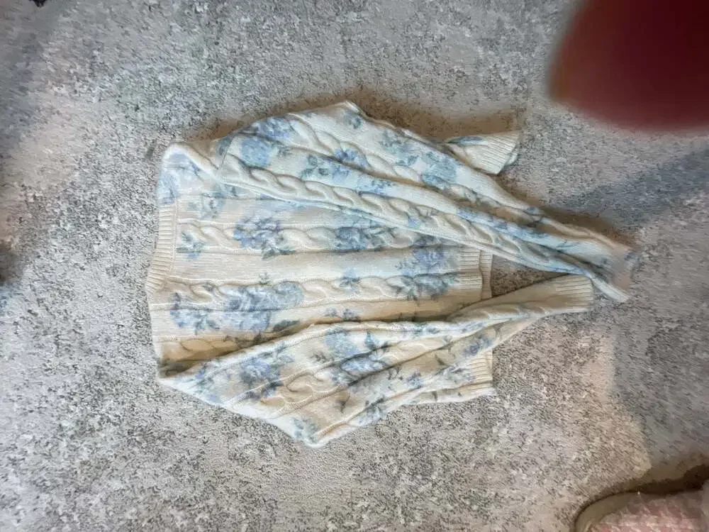 mi ami for francesca's Cream and Blue Floral Cable Knit Sweater